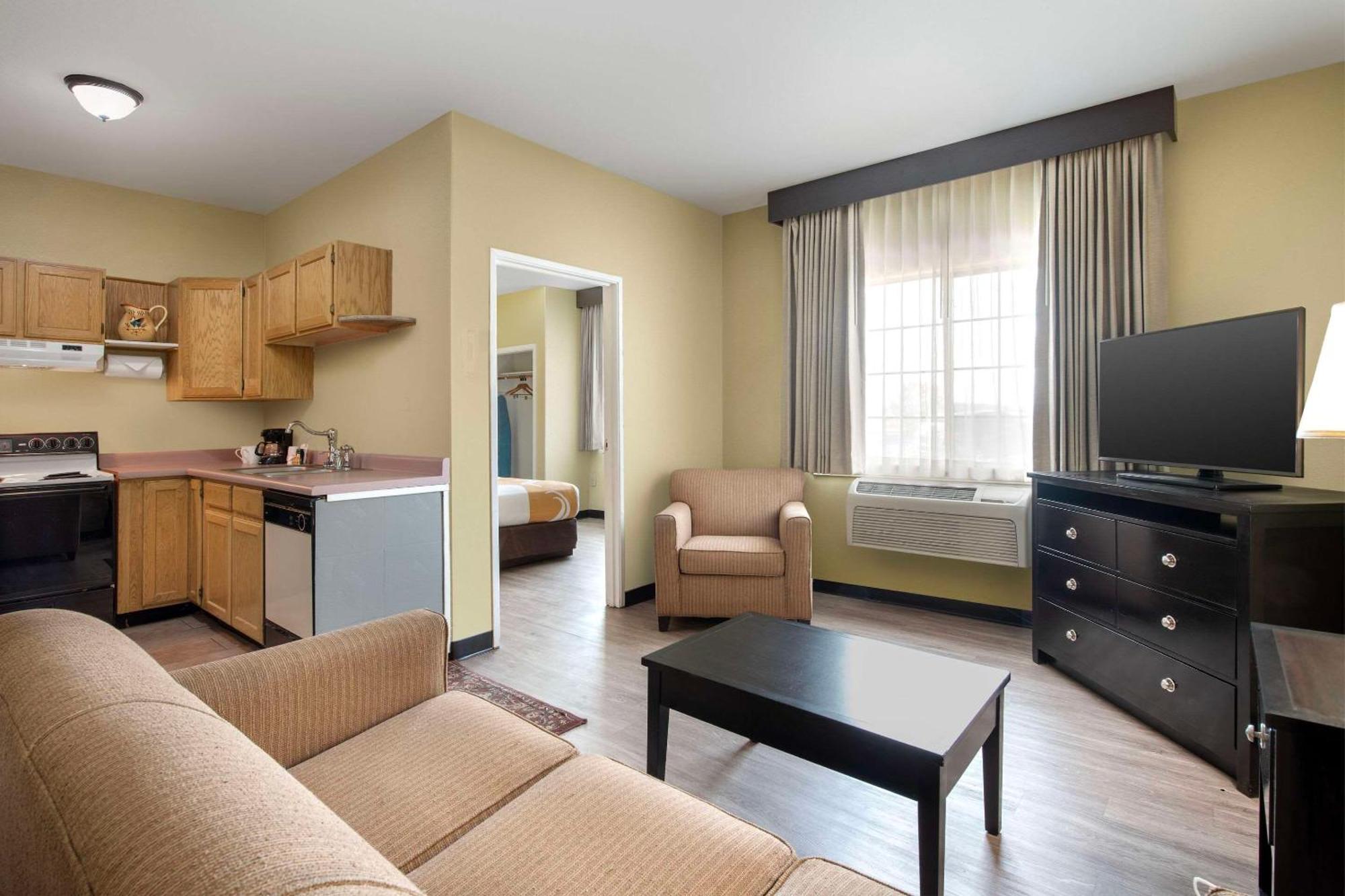 Quality Inn & Suites Gallup I-40 Exit 20 Kültér fotó