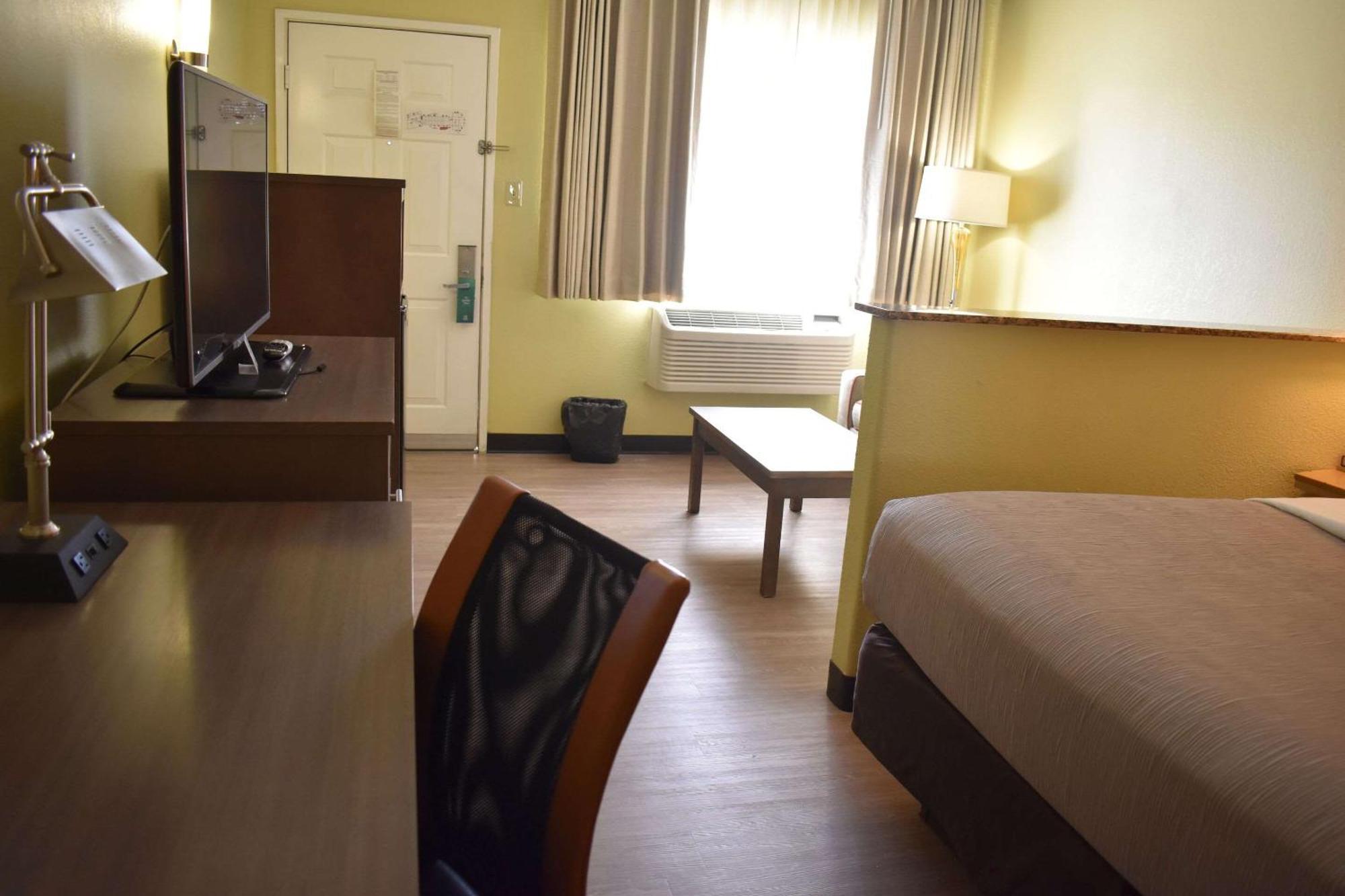 Quality Inn & Suites Gallup I-40 Exit 20 Kültér fotó