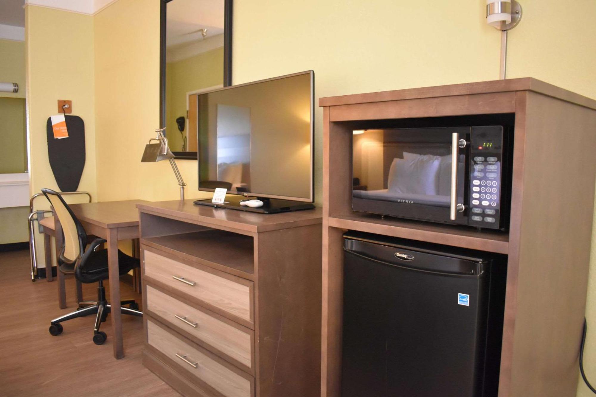 Quality Inn & Suites Gallup I-40 Exit 20 Kültér fotó