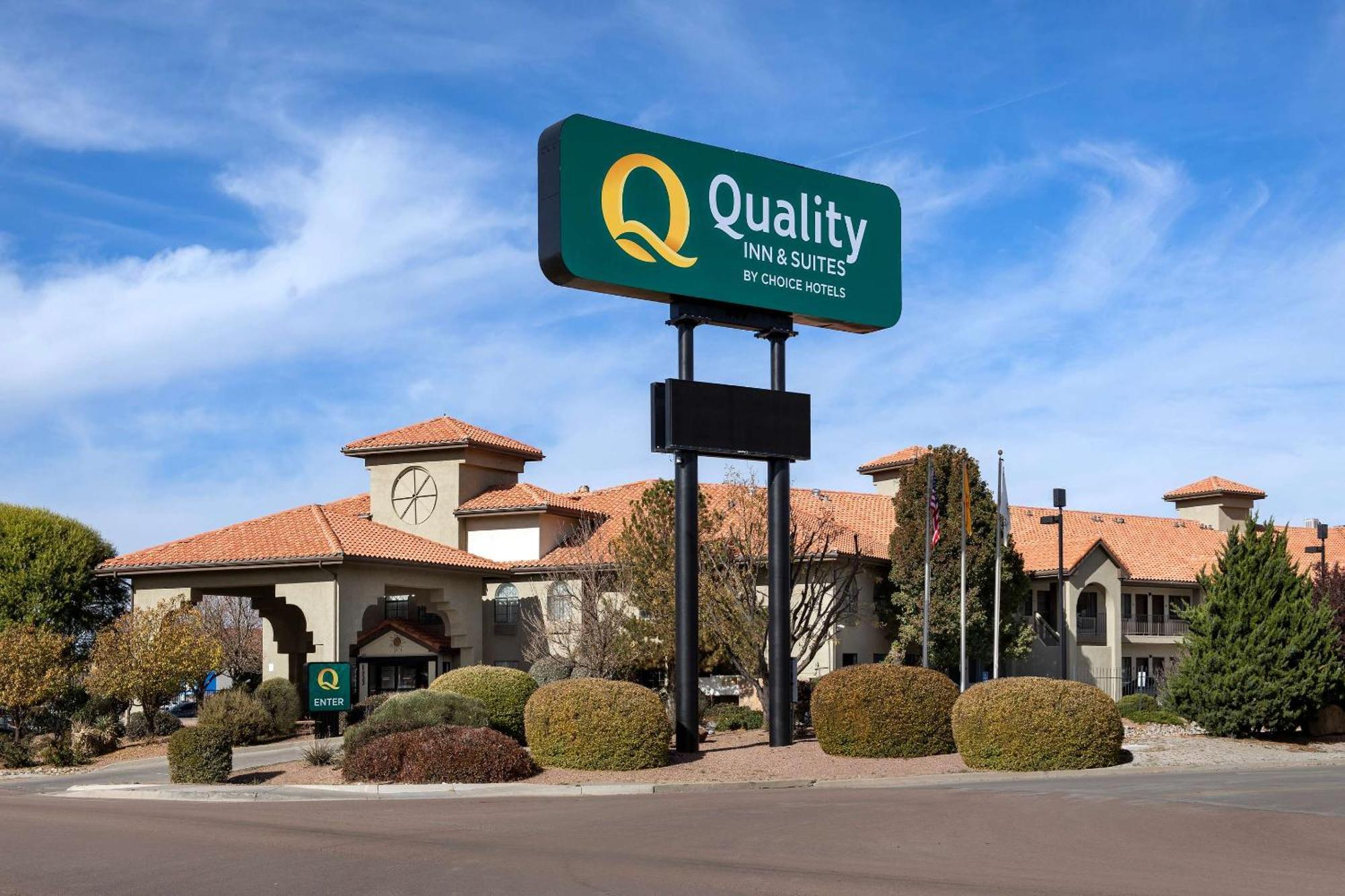 Quality Inn & Suites Gallup I-40 Exit 20 Kültér fotó